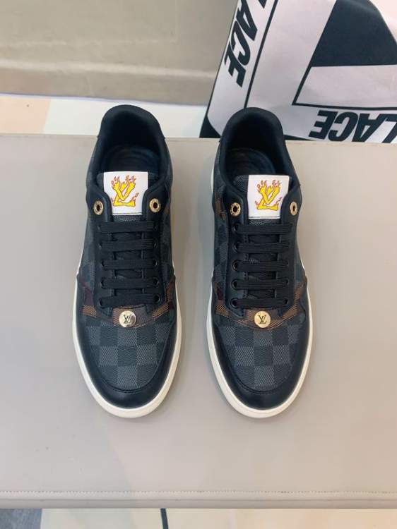 Picture of Louis Vuitton Shoes _SKULVsz38-44mnf052615365